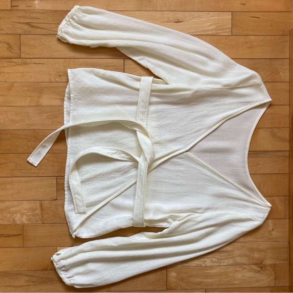 Vetta Wrap Top, Eggshell, Small - Picture 4 of 8